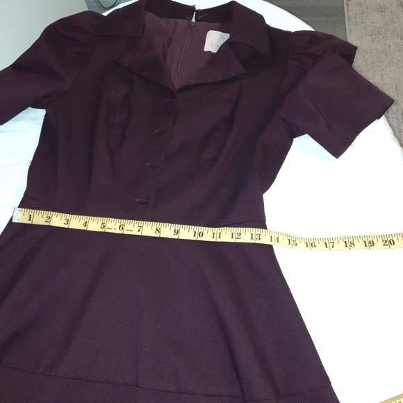 Gal Meets Glam Burgundy Dress Size 2 - Picture 11 of 15